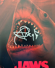 Load image into Gallery viewer, Richard Dreyfuss Autograph Signed JAWS 11x17 Movie Poster Framed Display