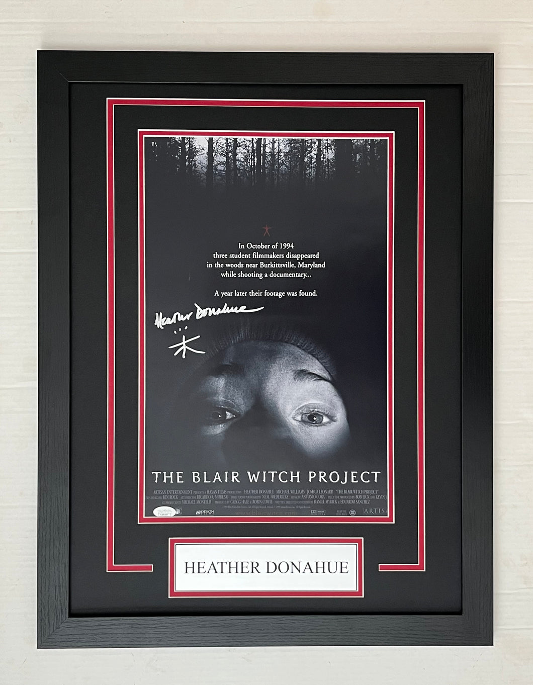 Heather Donahue Autograph Signed THE BLAIR WITCH PROJECT 12x18 Framed Movie Display